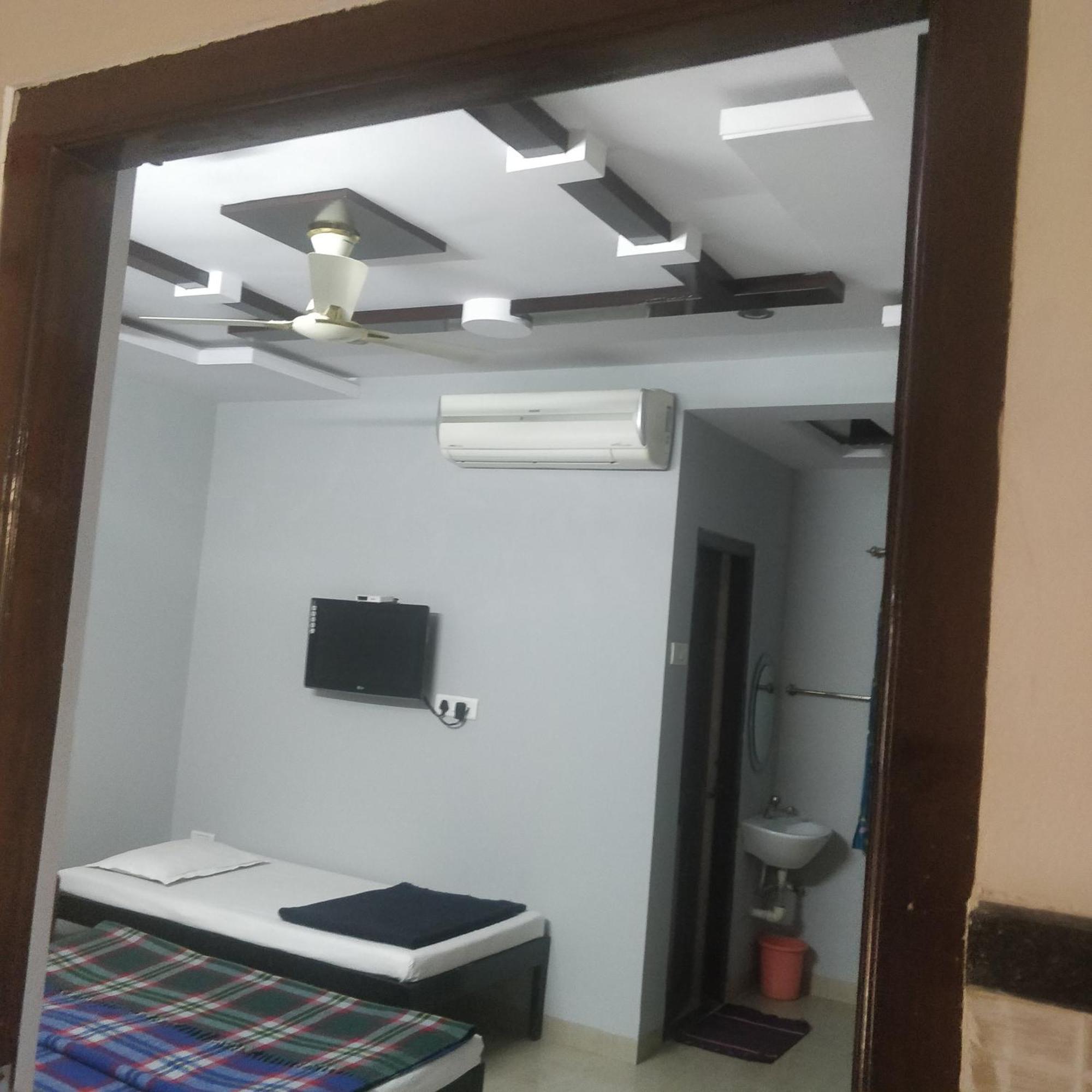 Hotel Delta Executive Shirdi Exterior foto